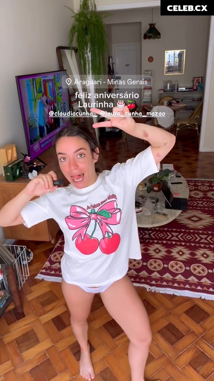 Valentina Bandeira Image 7621029