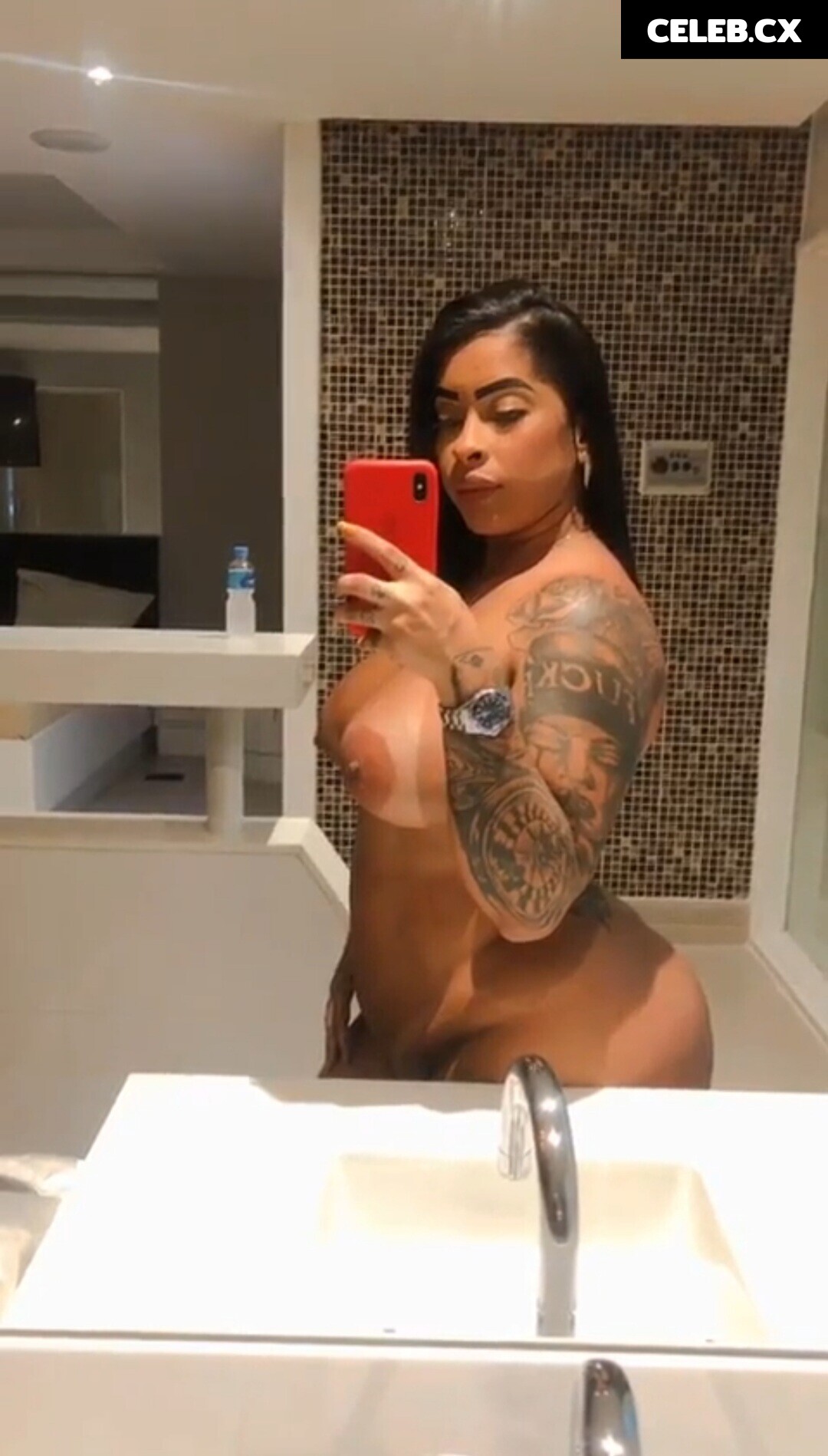 Marcelly Mello Image 7799682
