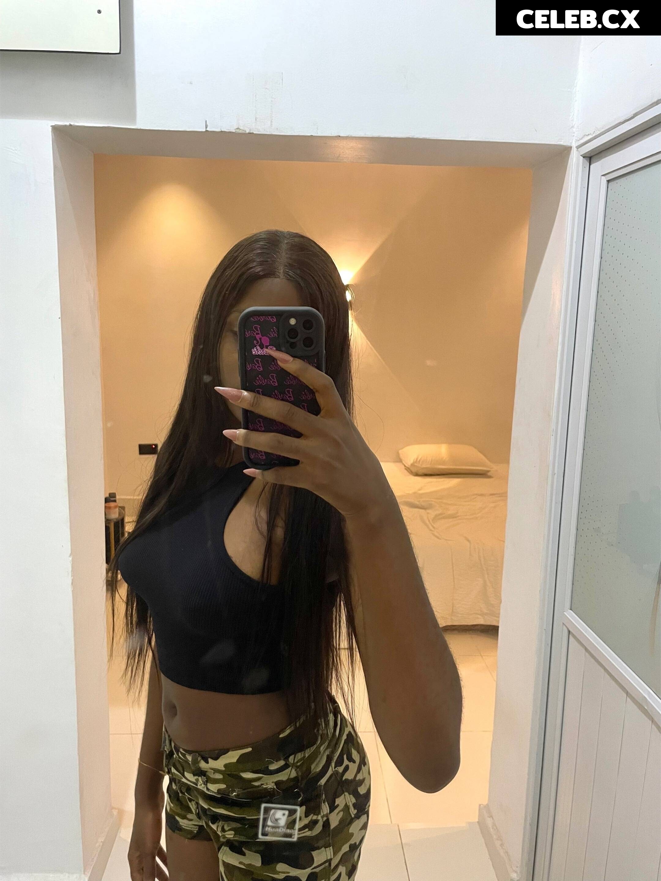 Molly Unruly / itsjust_bigme7 / PondsKira84896 / Barely Seen Image 7756208