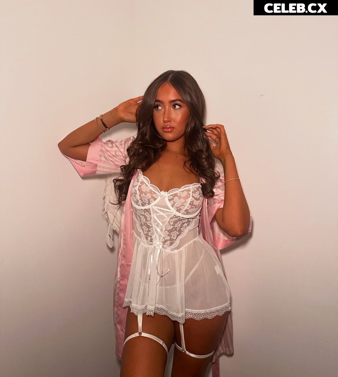 Nina Porter / nina..porter / _ninaporterr Image 7758175