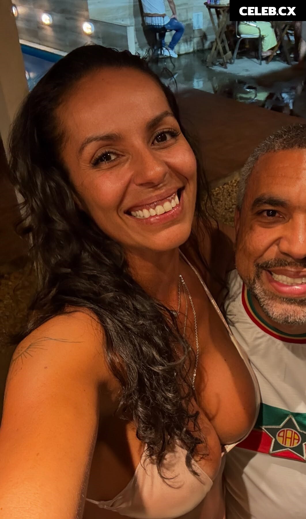 Paula Pequeno Image 7725913