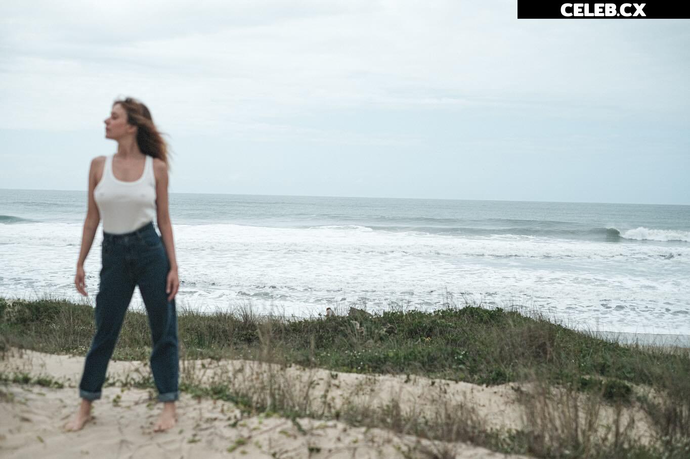 Caroline Abras Image 7726559