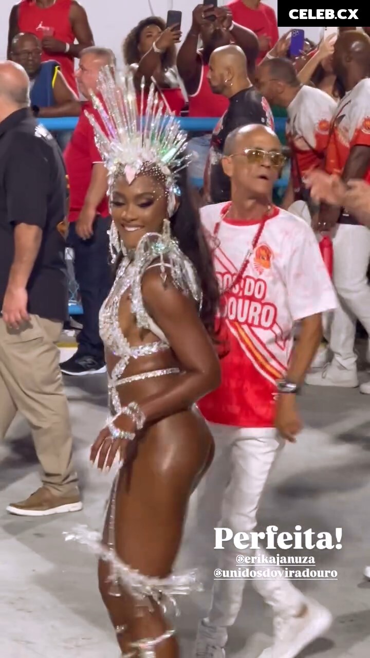 Erika Januza Image 7729319