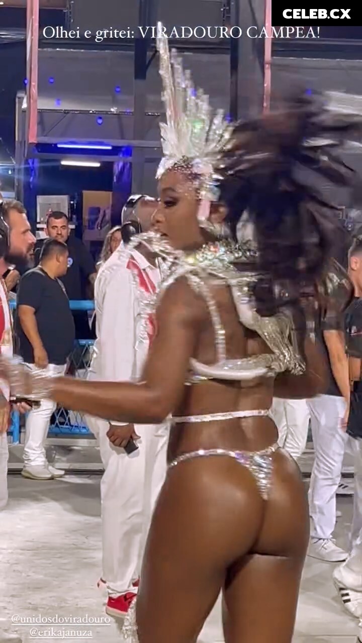 Erika Januza Image 7729315