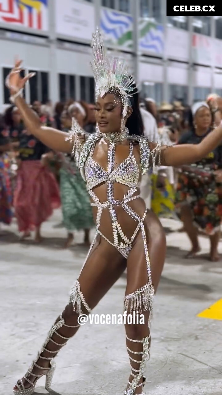 Erika Januza Image 7729320