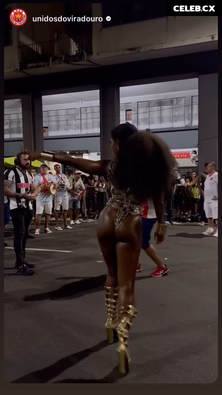 Erika Januza Image 7728440