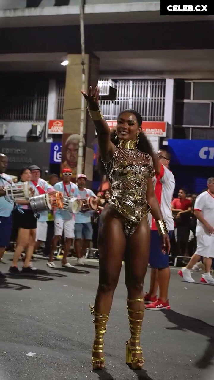 Erika Januza Image 7728463