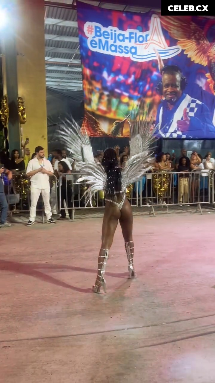 Erika Januza Image 7728431
