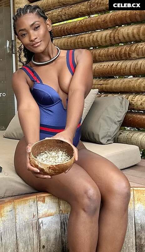 Erika Januza Image 7728421