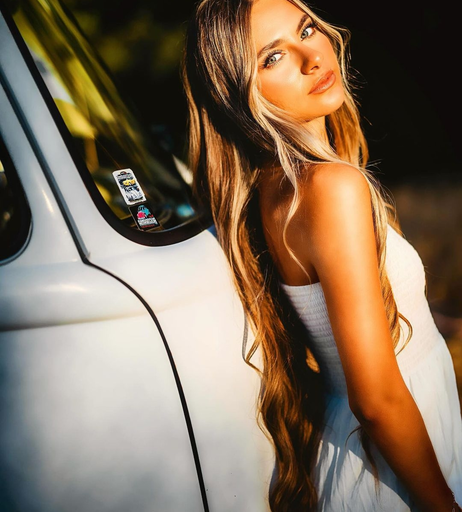 Image 911145 from Analeese Bonfiglio