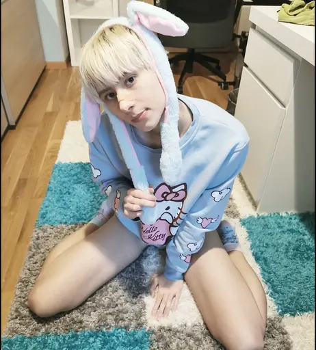 Image 9205294 from mothkink