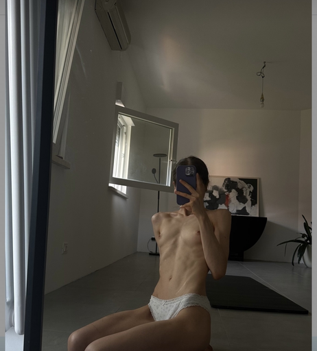 Image 9353 from Camilla Ferrara