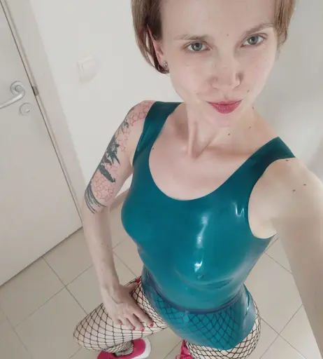 Image 9326036 from Latexdiva