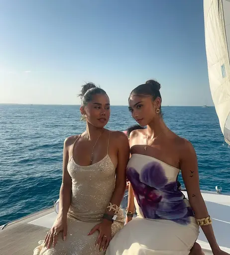 Image 9878394 from Bella Ramirez/bellarmrz