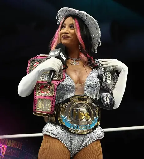 Image 9861418 from WWE Sasha Banks | Mercedes Moné