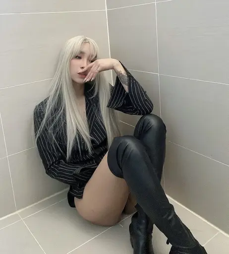Image 9861273 from Leezipotato