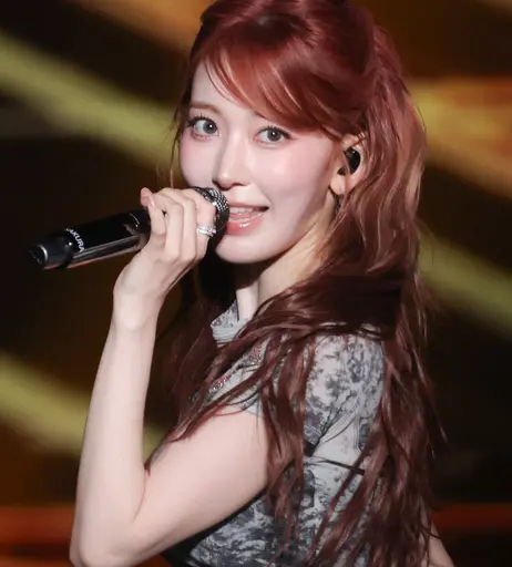 Image 9862707 from Sakura Miyawaki 宮脇 咲良 | LESSERAFIM