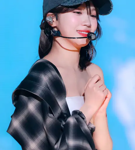 Image 9862673 from Kim Chaewon 김채원 [Le Sserafim]