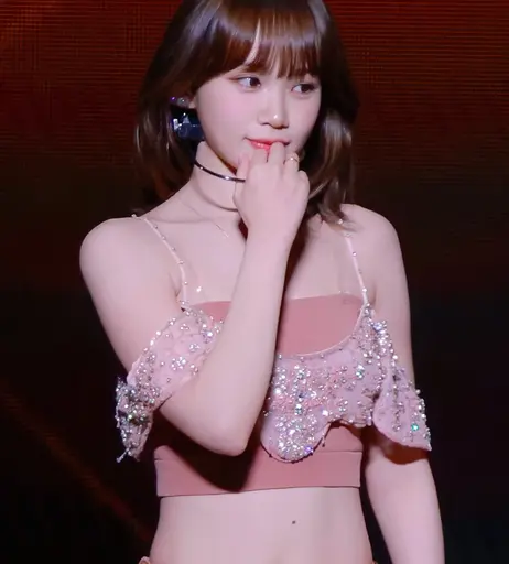 Image 9862676 from Kim Chaewon 김채원 [Le Sserafim]