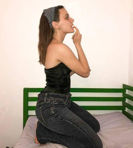 Image 9850535 from Dafne Keen