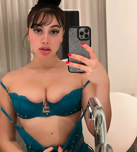 Image 9859733 from Jailyne Ojeda