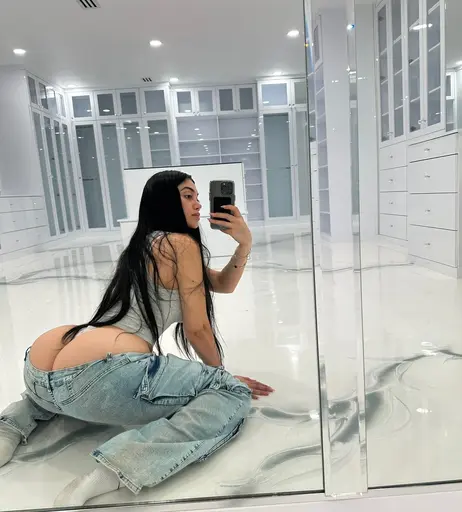 Image 9859735 from Jailyne Ojeda