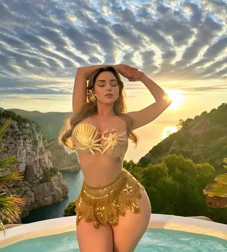 Image 9858520 from Demi Rose Mawby