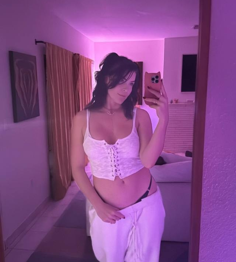 Image 9806304 from KittyPlays