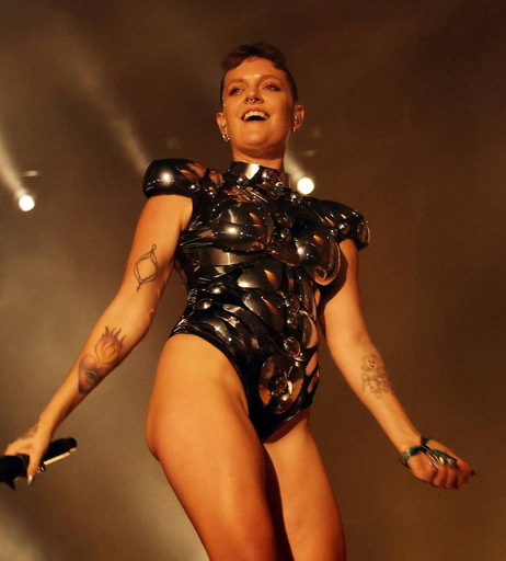Image 9800375 from Tove Lo