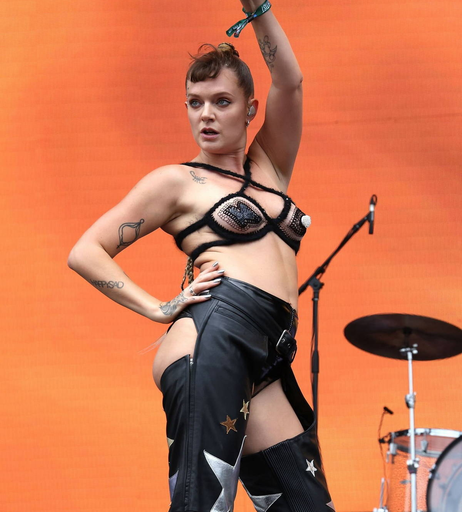 Image 9800377 from Tove Lo