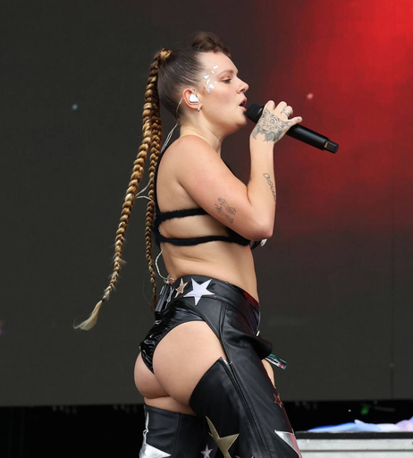 Image 9800362 from Tove Lo