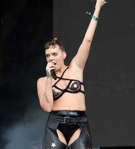 Image 9800361 from Tove Lo