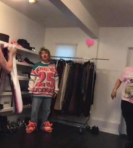 Image 9808864 from Miley Cyrus