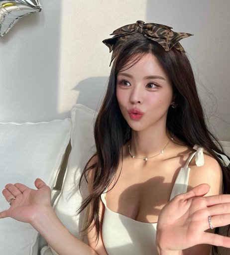 Image 9975394 from Neu-Seol Lee