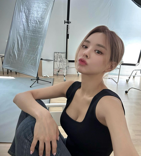 Image 9975353 from Neu-Seol Lee