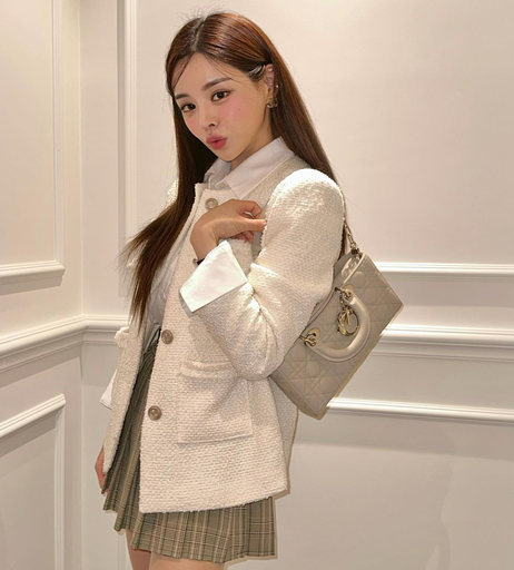 Image 9975338 from Neu-Seol Lee