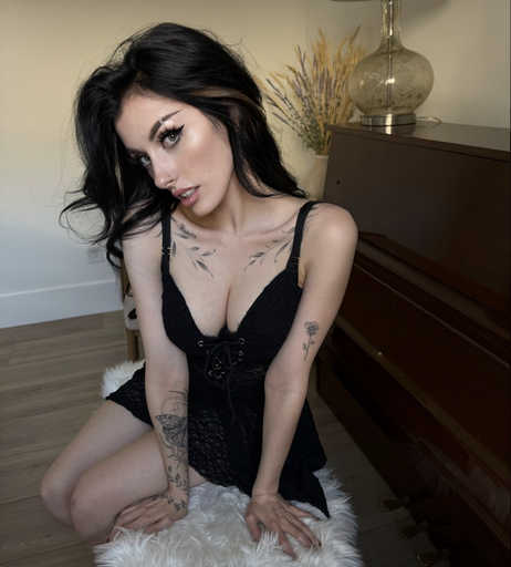 Image 9974838 from Rolyatistaylor