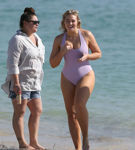 Image 9955845 from Iskra Lawrence