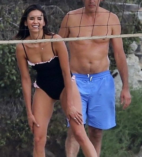 Image 9955692 from Nina Dobrev