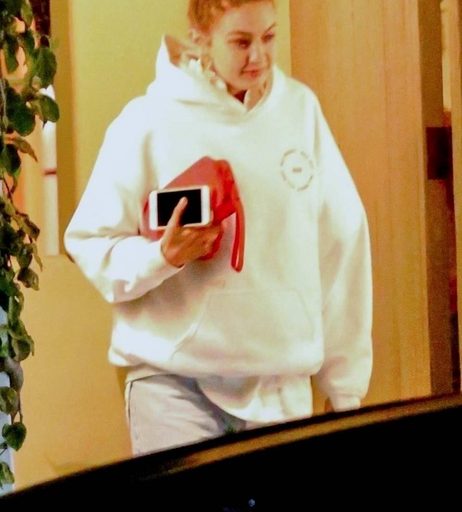 Image 9955686 from Gigi Hadid