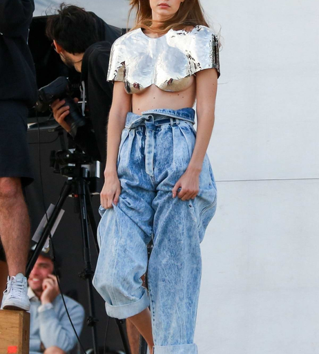Image 9955678 from Gigi Hadid