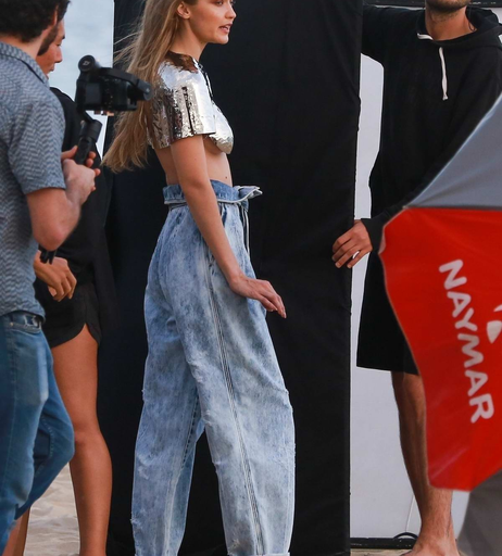 Image 9955677 from Gigi Hadid