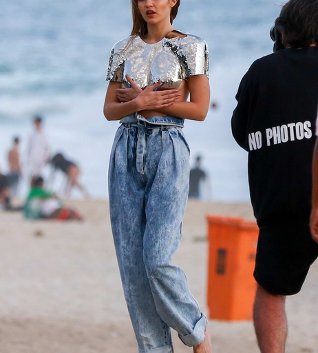 Image 9955668 from Gigi Hadid