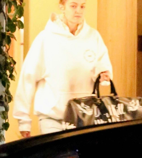 Image 9955666 from Gigi Hadid