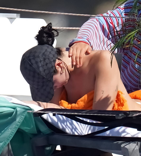 Image 9955636 from Dua Lipa
