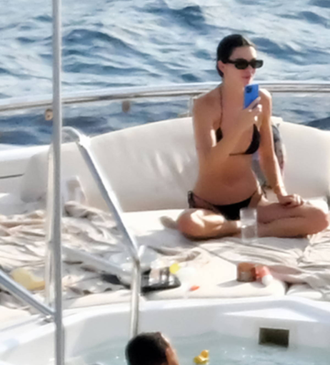 Image 9955370 from Kendall Jenner