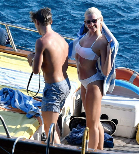 Image 9955985 from Pixie Lott