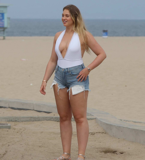 Image 9955952 from Iskra Lawrence