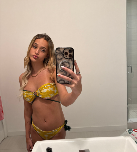 Image 9954913 from Paris Livvy
