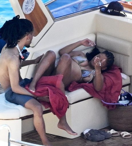 Image 9951454 from Halle Bailey